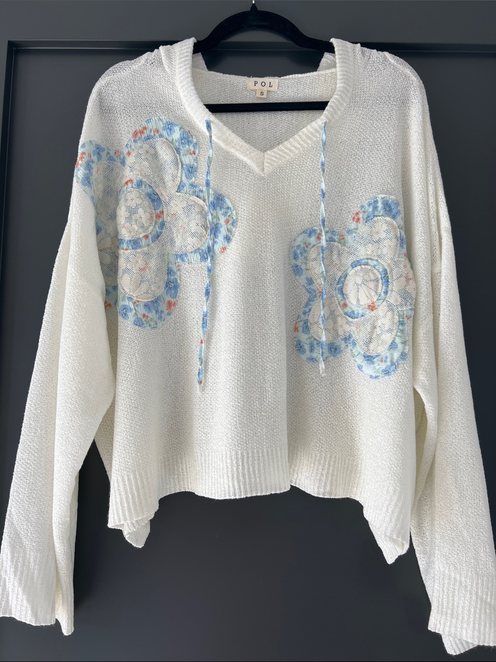 POL V-Neck Lightweight Sweater with Blue Floral Patchwork